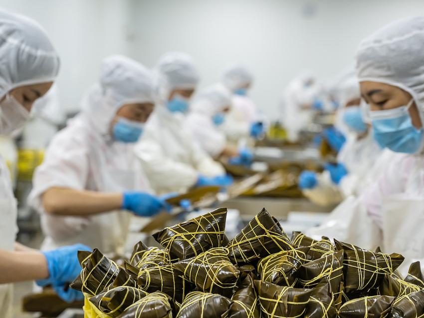How Refrigeration Helps Preserve Traditional Flavors: The Story of Zongzi and the Dragon Boat Festival